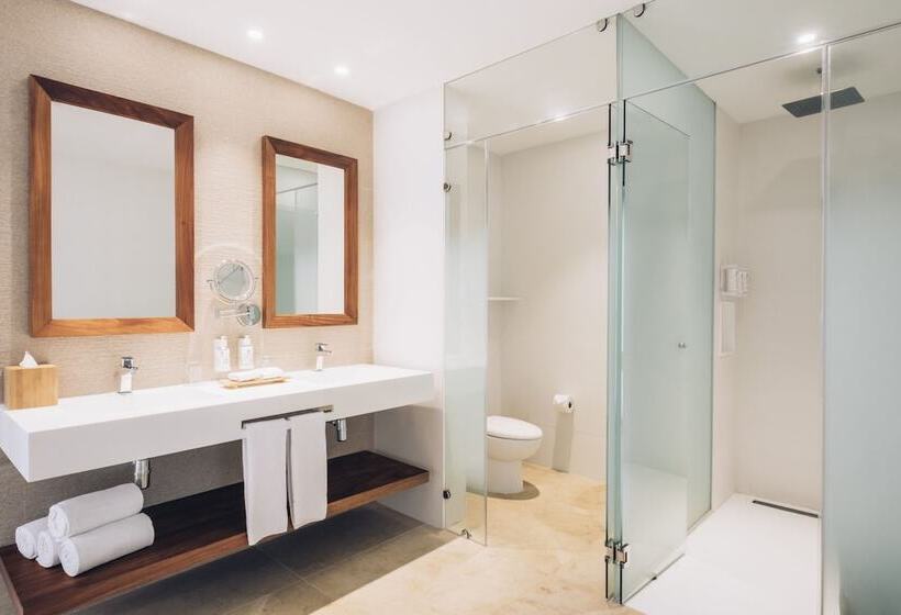 سوییت جونیور با چشمانداز دریا, Iberostar Selection Coral Cancún