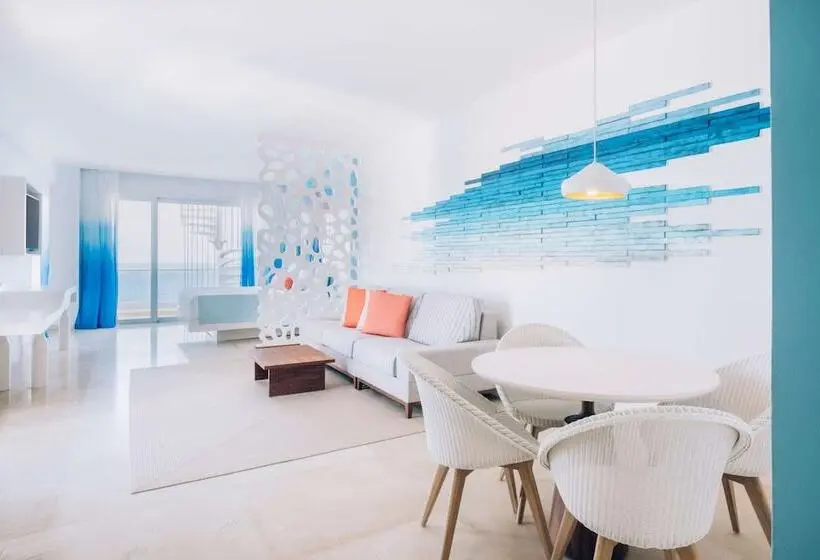 سوییت جونیور با چشم‌انداز دریا, Iberostar Selection Coral Cancún