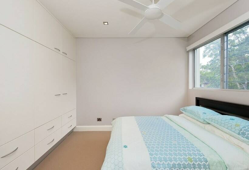 شقة دور أخير غرفة نوم واحدة, The Penthouse At Little Beach