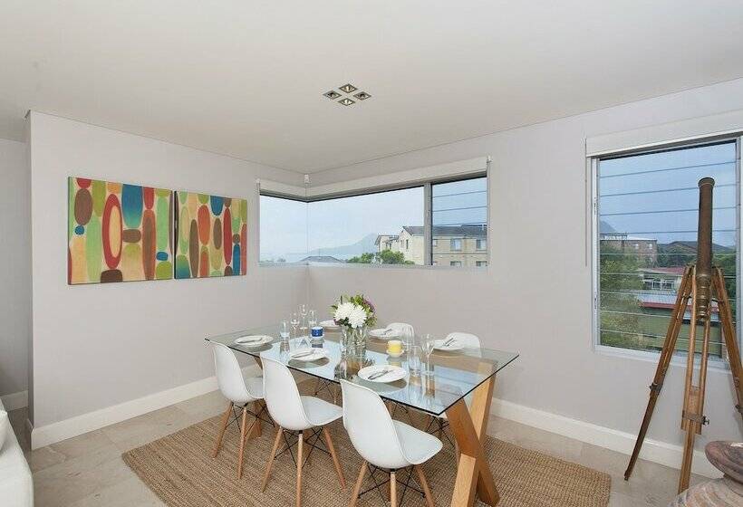 شقة دور أخير غرفة نوم واحدة, The Penthouse At Little Beach