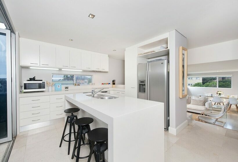 شقة دور أخير غرفة نوم واحدة, The Penthouse At Little Beach