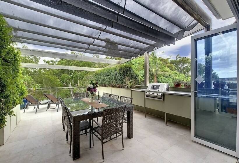 شقة دور أخير غرفة نوم واحدة, The Penthouse At Little Beach