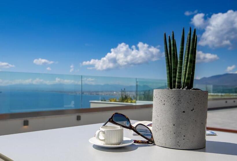 Трехместный Superior Вид на Море, Messinian Icon