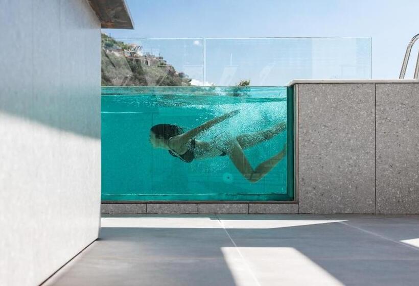 Президентский Люкс, Messinian Icon