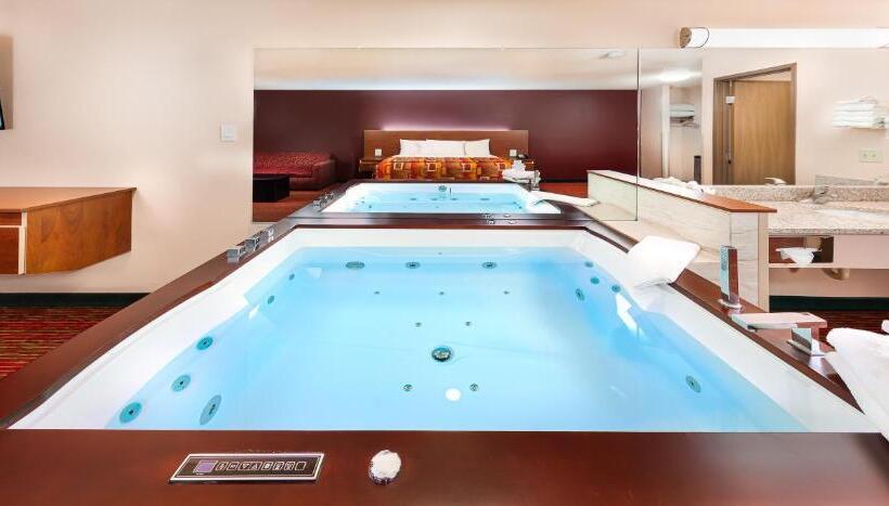 Люкс Executive Кровать Кинг, Grand Marquis Waterpark Hotel & Suites
