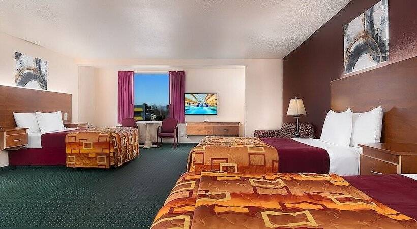 Студия Стандарт, Grand Marquis Waterpark Hotel & Suites