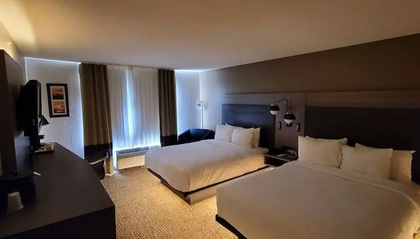 Standard-huone 2 Parivuodetta, Comfort Inn & Suites North Dallasaddison
