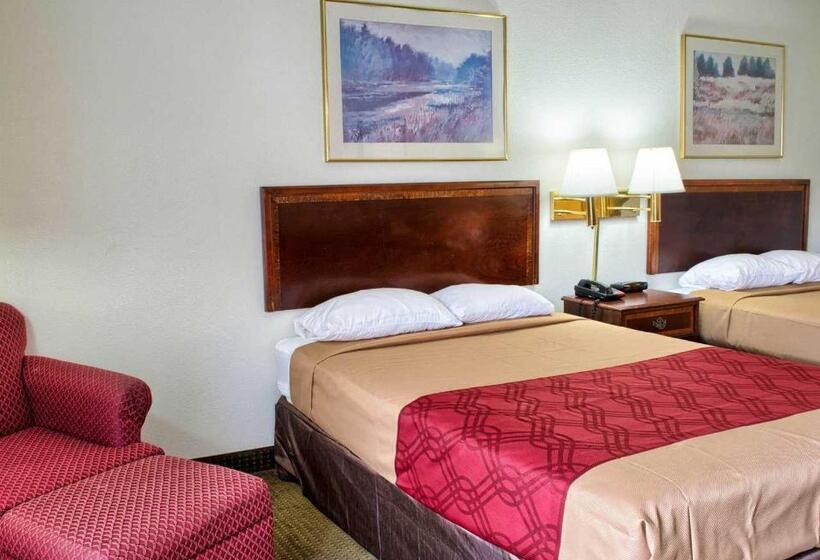 带2个双人床的标准工作室, Econo Lodge