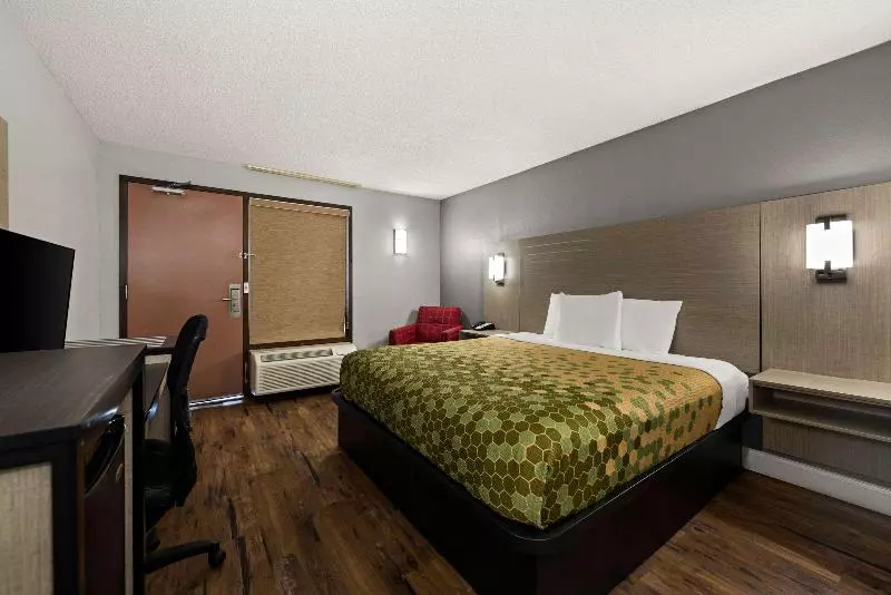 キングサイズベッドのスタンダードルーム, Econo Lodge