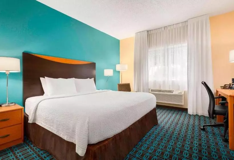 障害者適応デラックスルーム, Fairfield Inn Racine