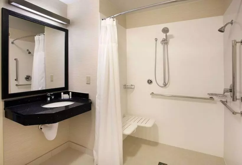 ２ダブルベッドのスタンダードルーム, Fairfield Inn & Suites Merrillville