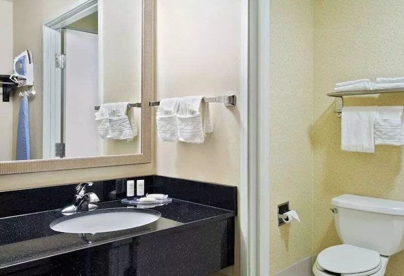 ２ダブルベッドのスタンダードルーム, Fairfield Inn & Suites Merrillville
