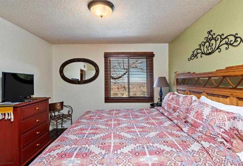 Апартаменты 3 Спальни, Fort Marcy Suites By All Seasons Resort Lodging