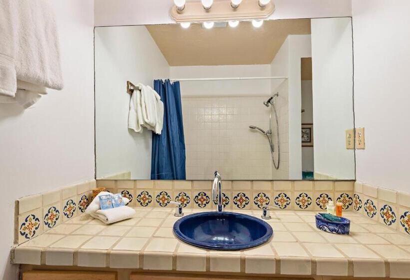 Апартаменты 3 Спальни, Fort Marcy Suites By All Seasons Resort Lodging