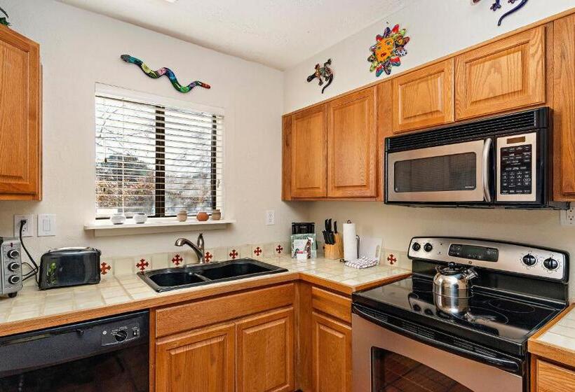 Апартаменты 1 Спальня, Fort Marcy Suites By All Seasons Resort Lodging