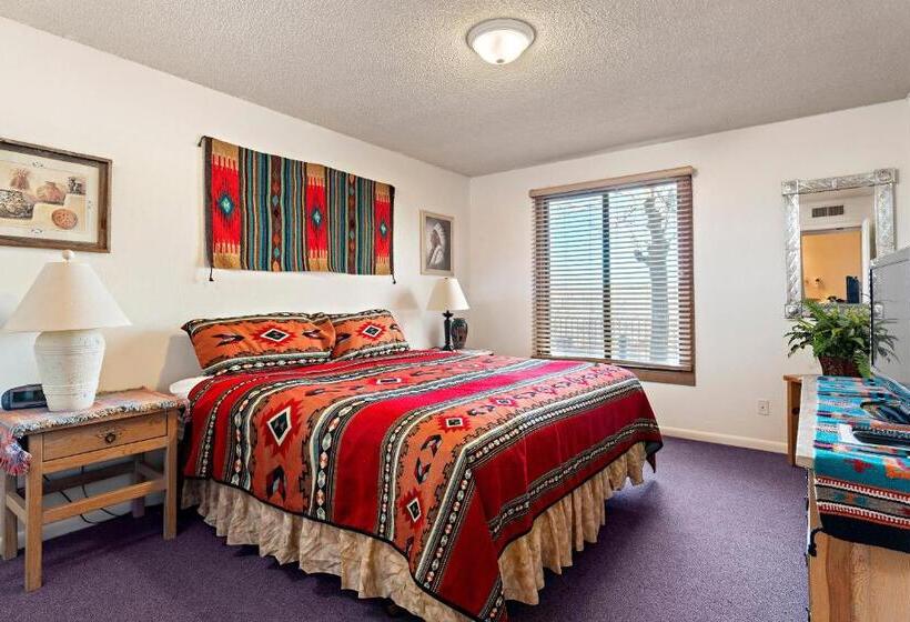 Апартаменты 1 Спальня, Fort Marcy Suites By All Seasons Resort Lodging