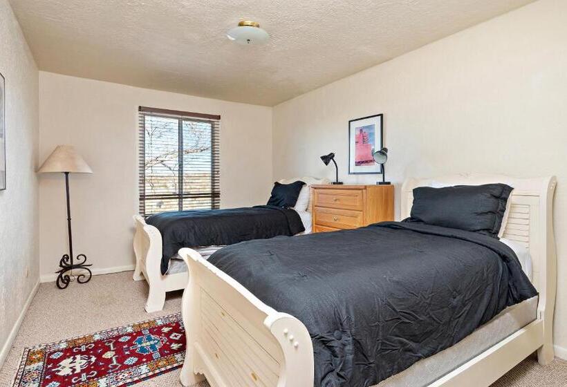 Апартаменты 2 Спальни, Fort Marcy Suites By All Seasons Resort Lodging