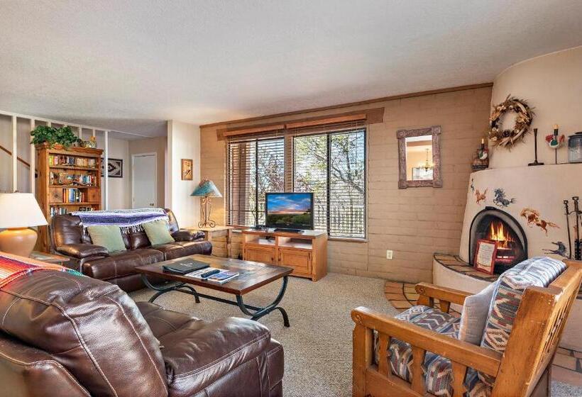 Апартаменты 3 Спальни, Fort Marcy Suites By All Seasons Resort Lodging