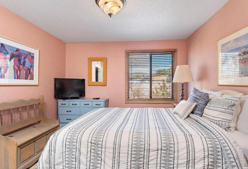 Апартаменты 3 Спальни, Fort Marcy Suites By All Seasons Resort Lodging