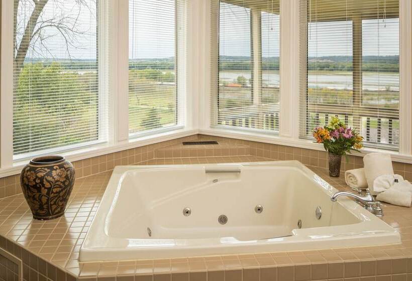 スイート, Goldmoor Inn & Resort