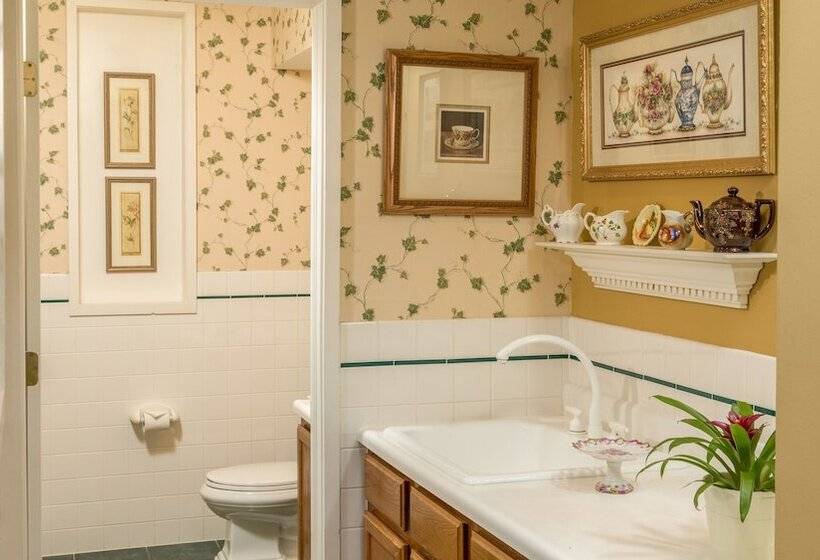 스위트, Goldmoor Inn & Resort