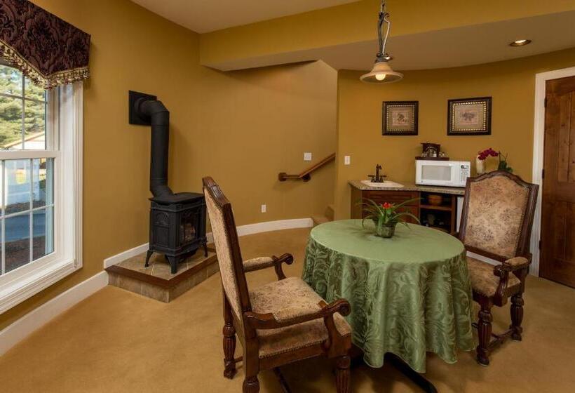 스위트, Goldmoor Inn & Resort