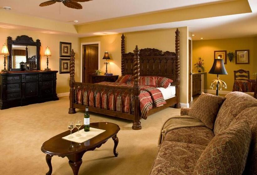 발코니가 있는 스위트, Goldmoor Inn & Resort