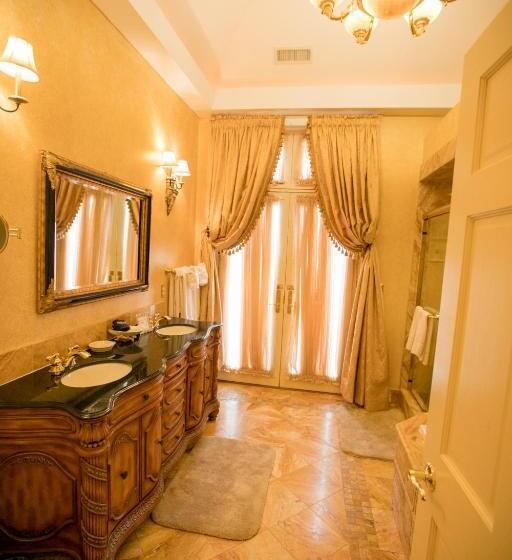 Люкс Повышенной Комфортности, Gramercy Mansion