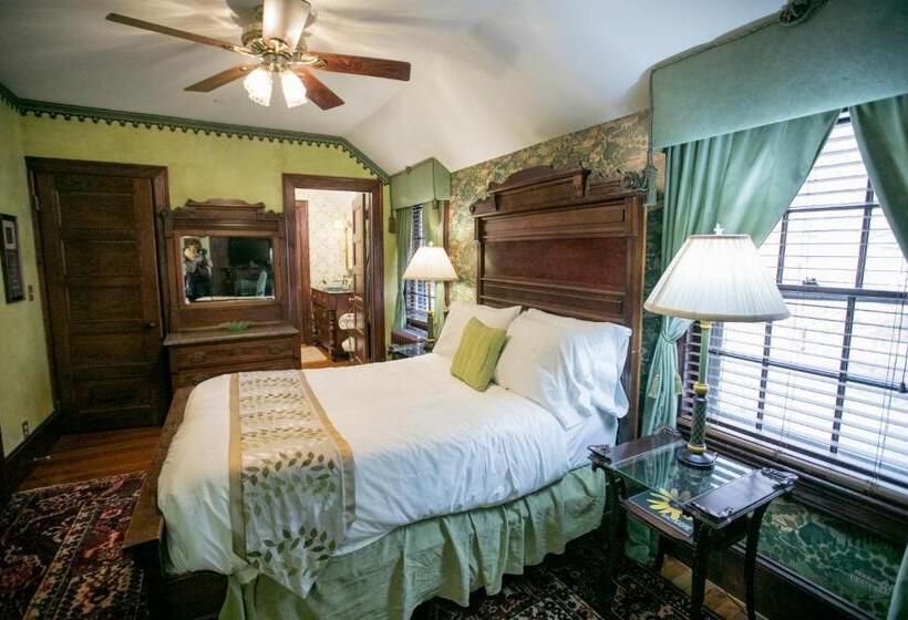 Номер Стандарт с Гидромассажем, Gramercy Mansion