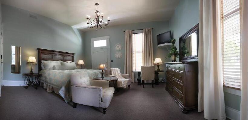 キングサイズベッドのスタンダードルーム, Grant Street Inn Bloomington