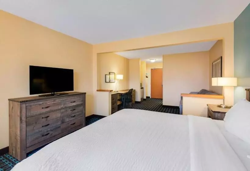 キングサイズベッドのスイートルーム, SureStay Plus by Best Western Minot