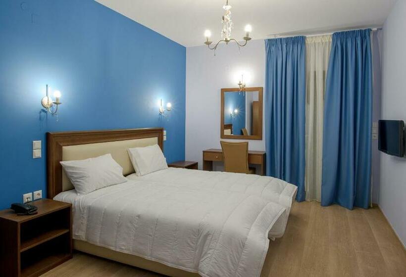 スタンダードトリプルルーム, Anna