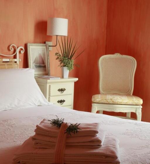 اتاق استاندارد چهار تخته, Albergo Ristorante Egadi