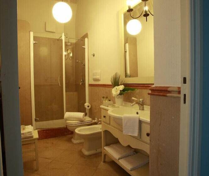 اتاق استاندارد سه نفره, Albergo Ristorante Egadi