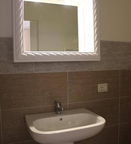 اتاق سوپریور, Il Viterbino Struttura Convenzionata Con Impianti Termali