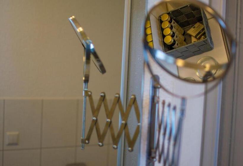 シングルデラックスルーム, Capri