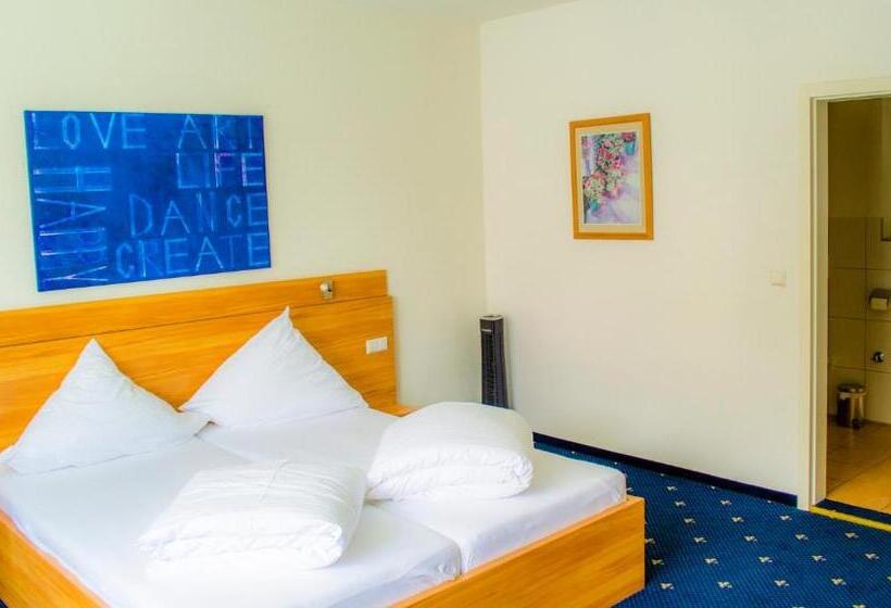 シングルデラックスルーム, Capri