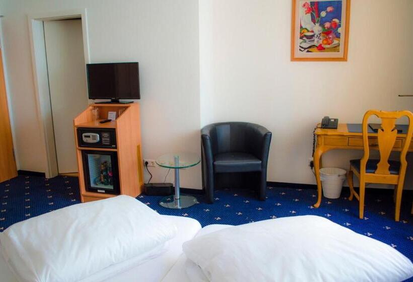 コンフォートルーム, Capri