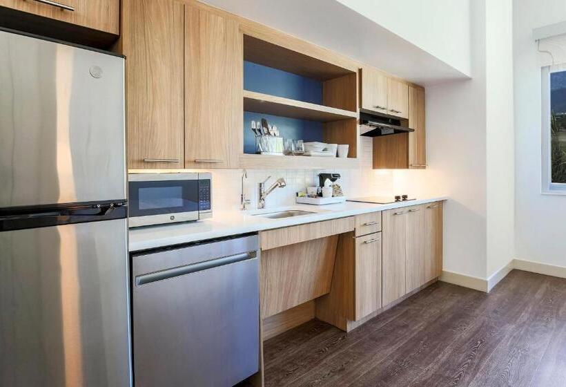 סטודיו סטנדרט, מיטה זוגית, Element Ontario Rancho Cucamonga