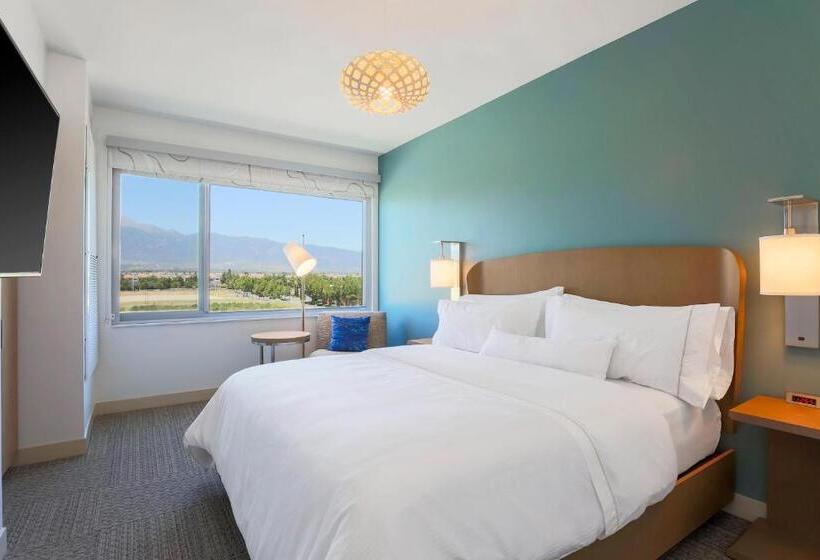 מיטת קינג בסוויטה, Element Ontario Rancho Cucamonga