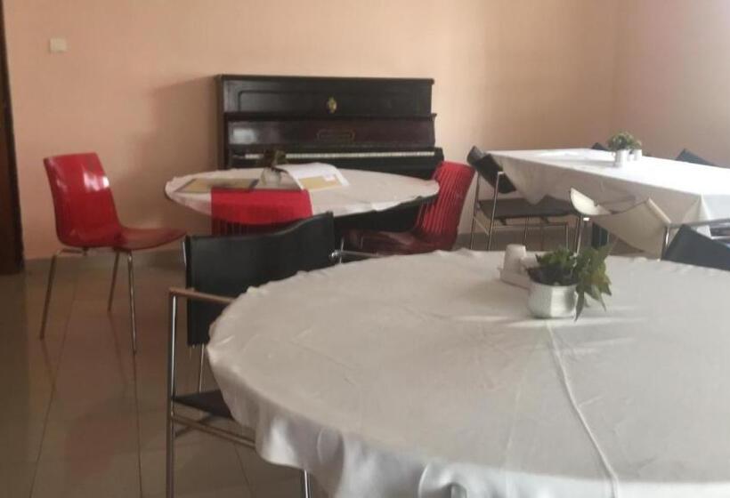 اتاق استاندارد یک نفره, Le Littoral Des Almadies