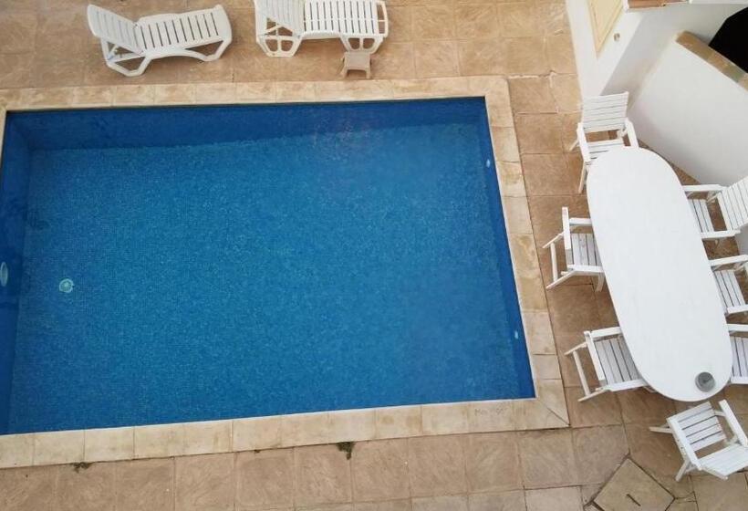 اتاق استاندارد یک نفره, Le Littoral Des Almadies