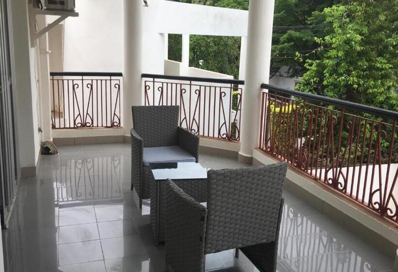 اتاق استاندارد با بالکن, Le Littoral Des Almadies