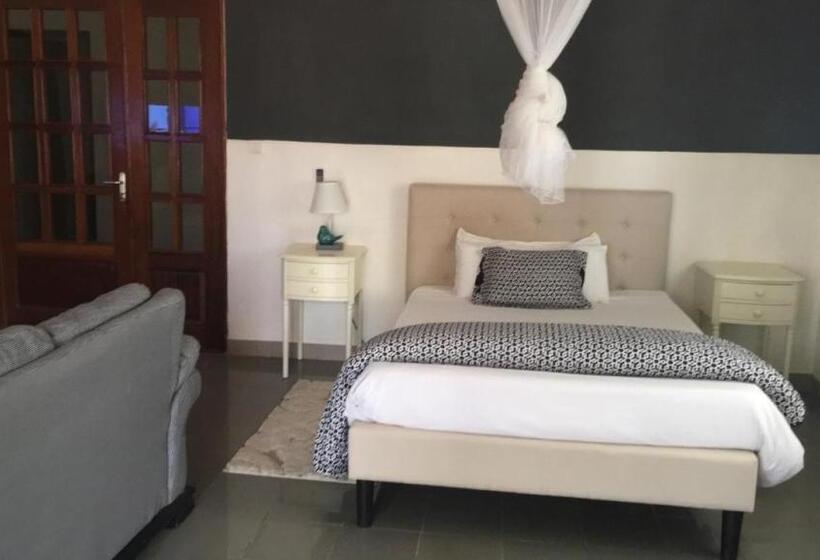 اتاق استاندارد با بالکن, Le Littoral Des Almadies