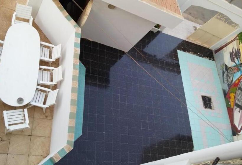 سوییت, Le Littoral Des Almadies