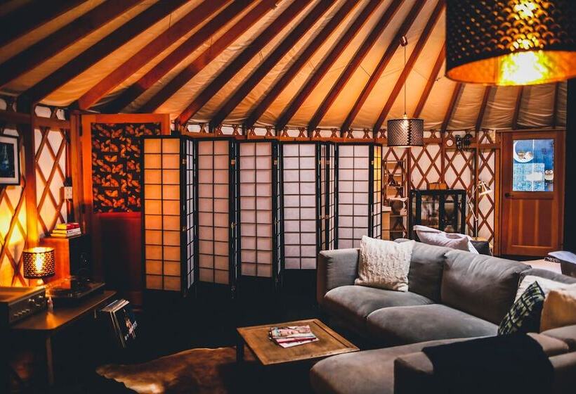 جناح ديلوكس, Snowball Chalet At Madarao Mountain