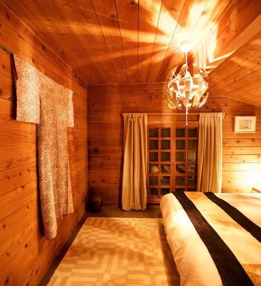 غرفة قياسية ثلاثية, Snowball Chalet At Madarao Mountain