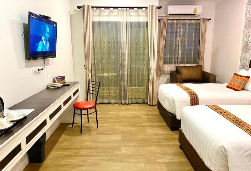 Habitación Superior, Banbua Grand Udon