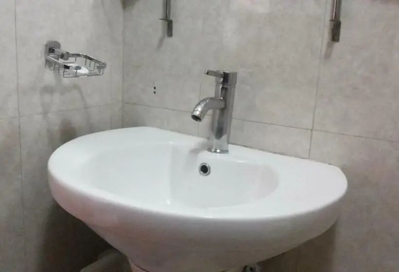 اتاق لوکس با بالکن, Palema Crown