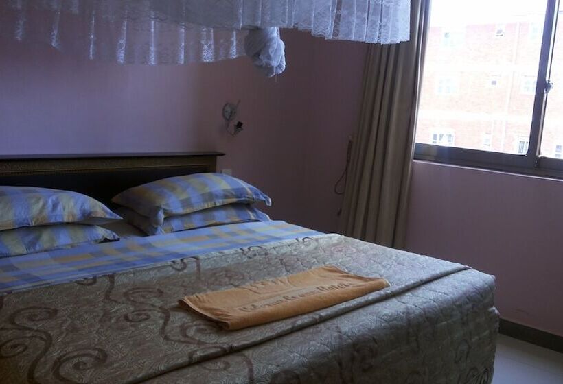 디럭스 룸, Palema Crown